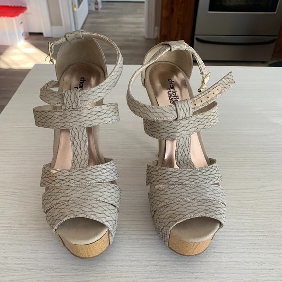 Charlotte Russe Platform Strappy Sandals LIKE NEW WORN ONCE SIZE 7 - Picture 1 of 3
